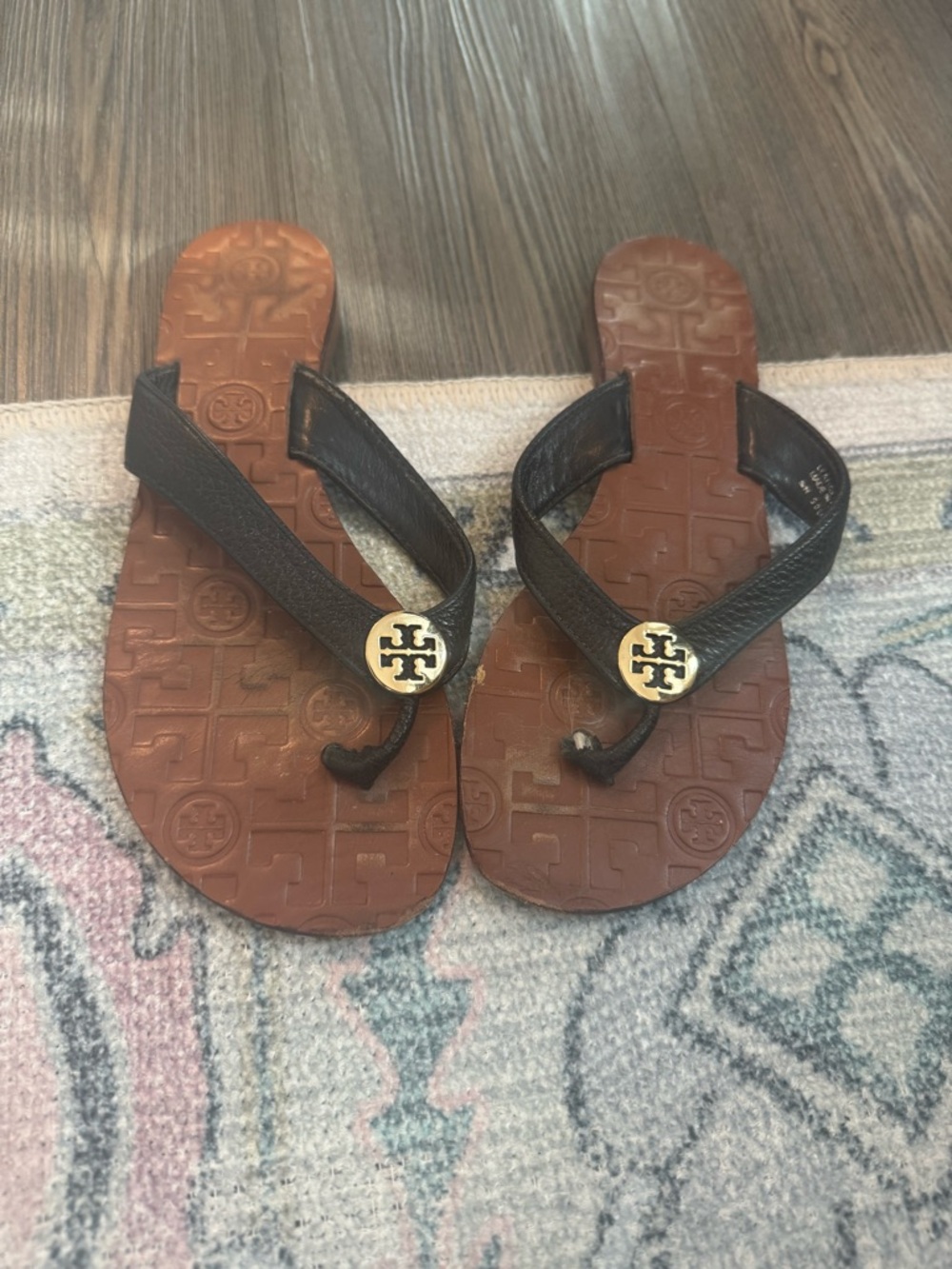 Tory Burch Black Leather Miller Thong Sandals with Gold Logo